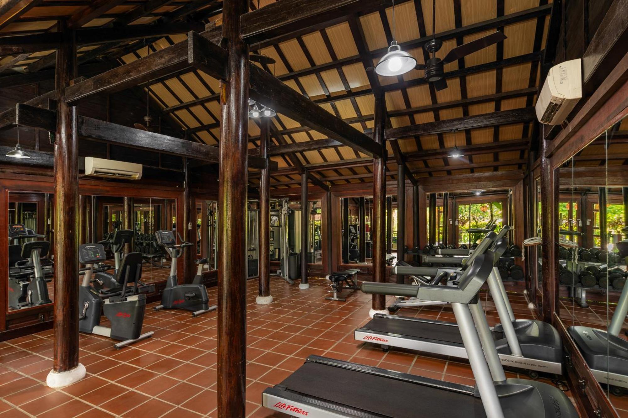 Rivertown Hoi An Resort & Spa Exterior foto The gym at the Angsana Resort and Spa, Phuket, Thailand